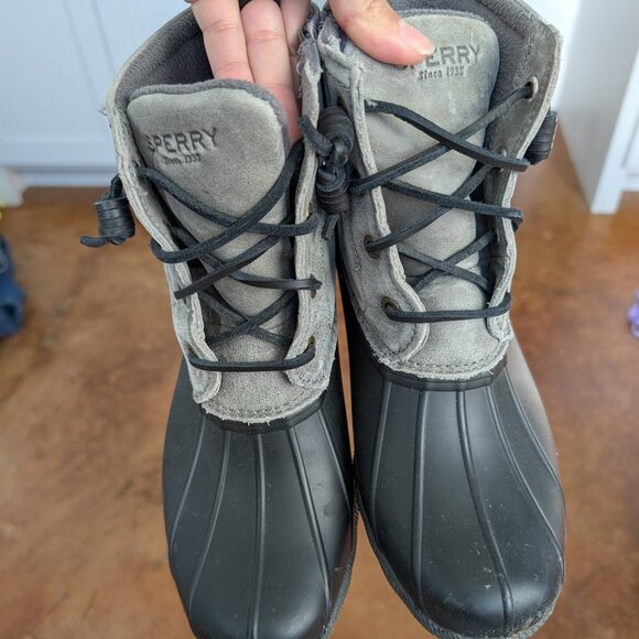 Sperry Saltwater™ Duck Boots size 7.5 - Picture 1 of 3